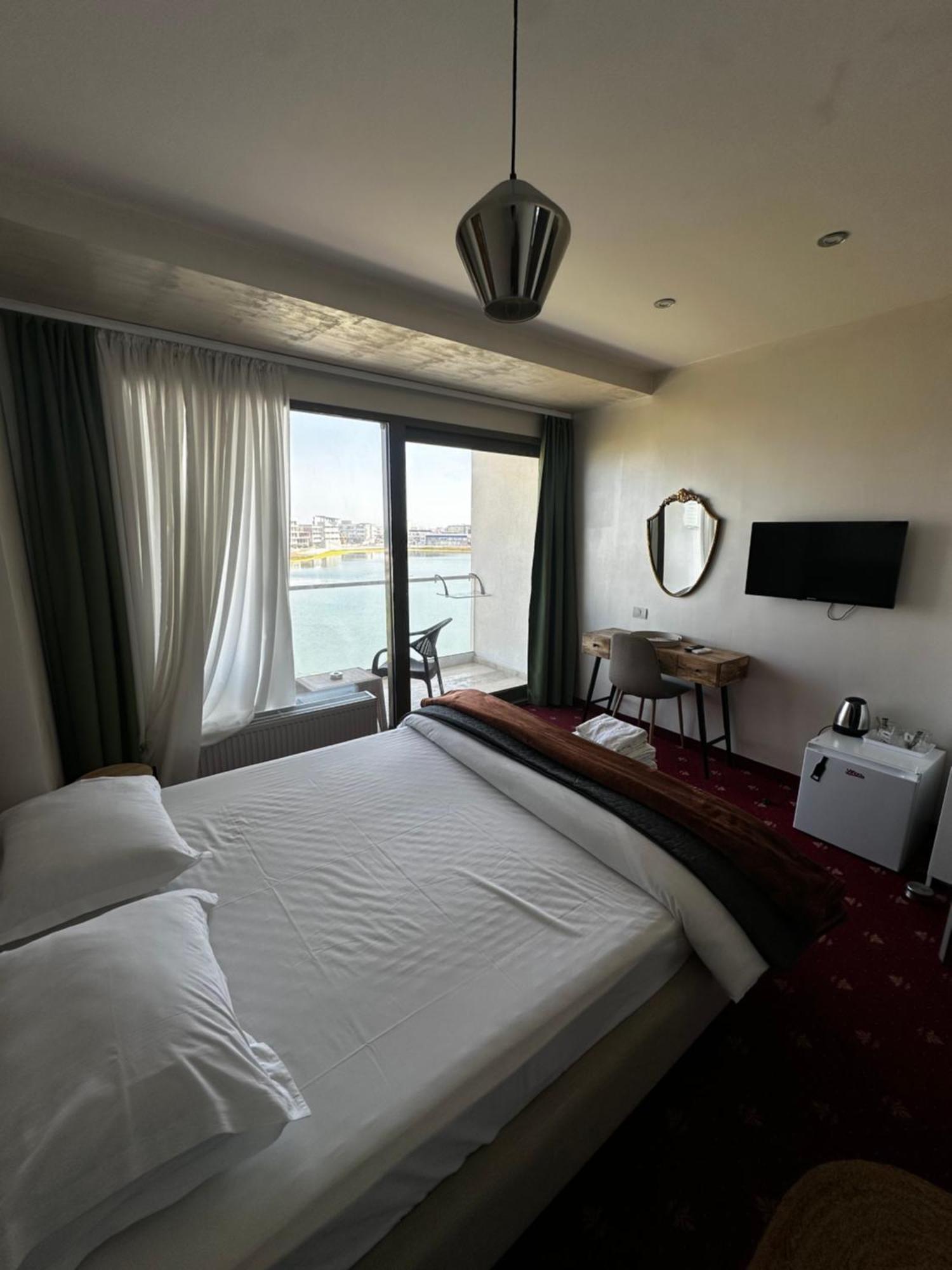 White Boutique Hotel- Западен Ефорие Екстериор снимка