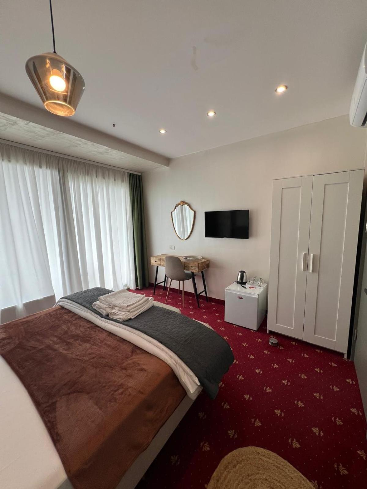 White Boutique Hotel- Западен Ефорие Екстериор снимка
